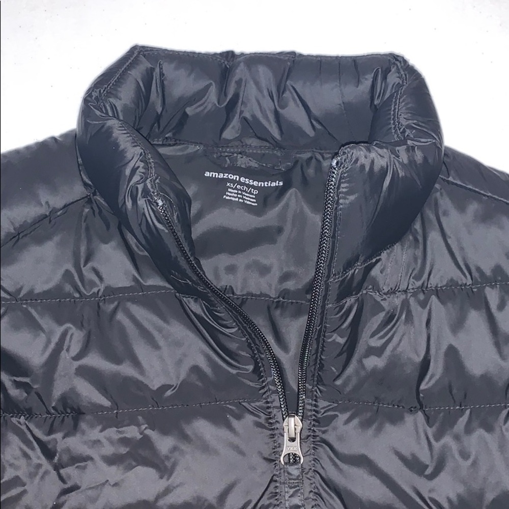 Amazon Essentials light jacket - Picture 3 of 3